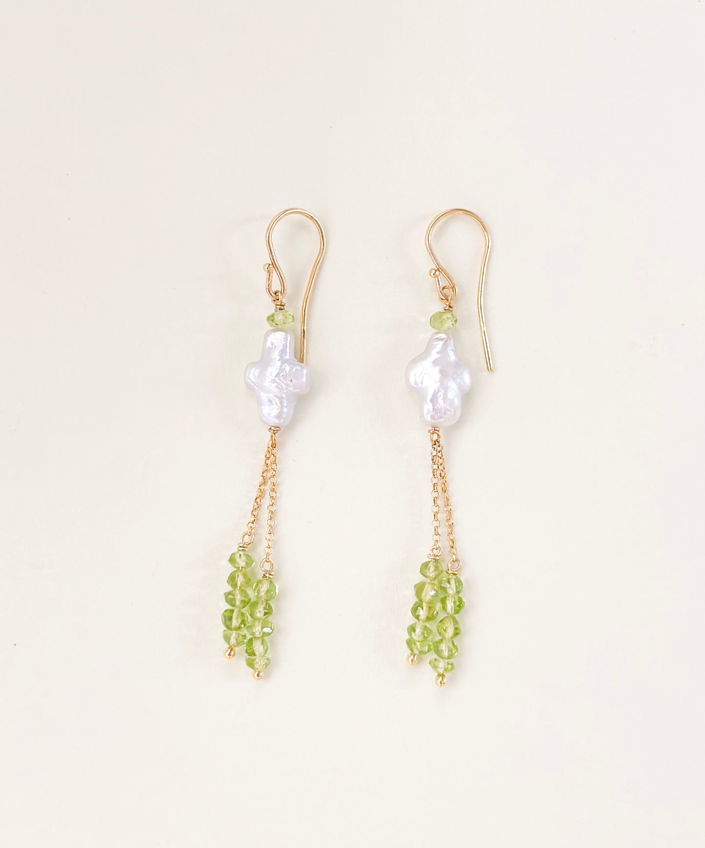 Peridot Pearl Earrings